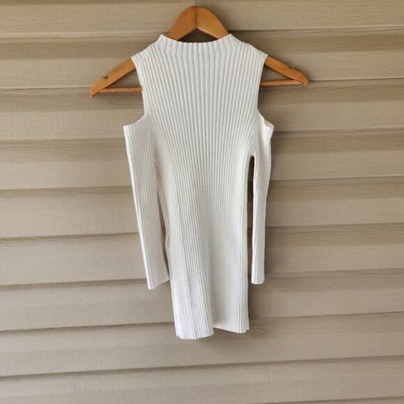 Maje, NWT Manu cut out white ribbed cold shoulder Knit Top_M - Picture 7 of 12